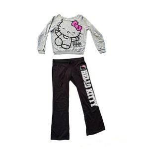 Hello Kitty Lounge Wear Set size: medium